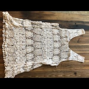 Eyelet tank